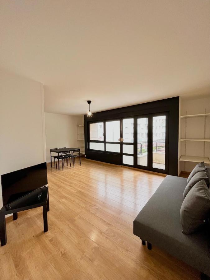 Ponsardin- Appartement Avec Balcon Et Parking Reims Luaran gambar