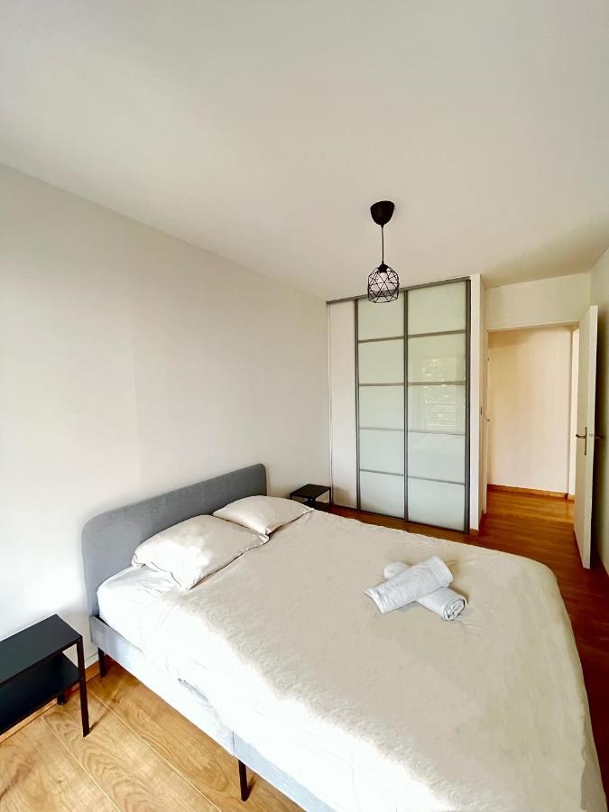 Ponsardin- Appartement Avec Balcon Et Parking Reims Luaran gambar